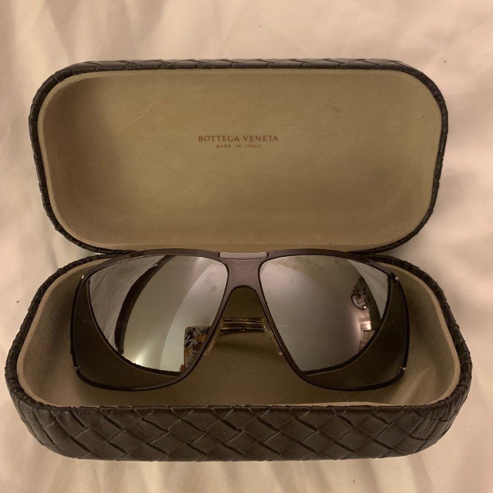 BOTTEGA VENETA Square Mirrored Sunglasses